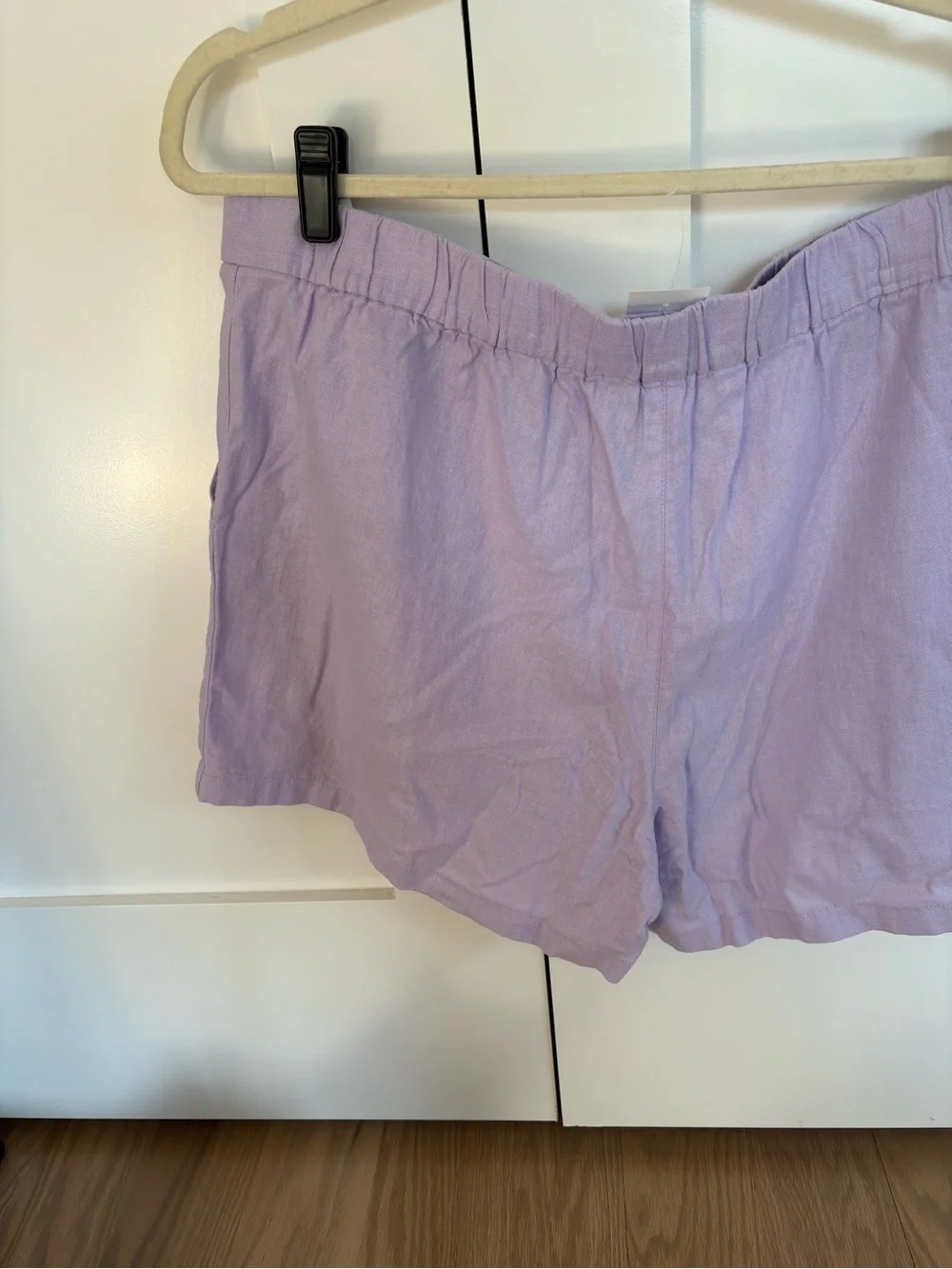 New J Crew Lilac Women’s Elastic-Waist Linen Shorts. Size LARGE